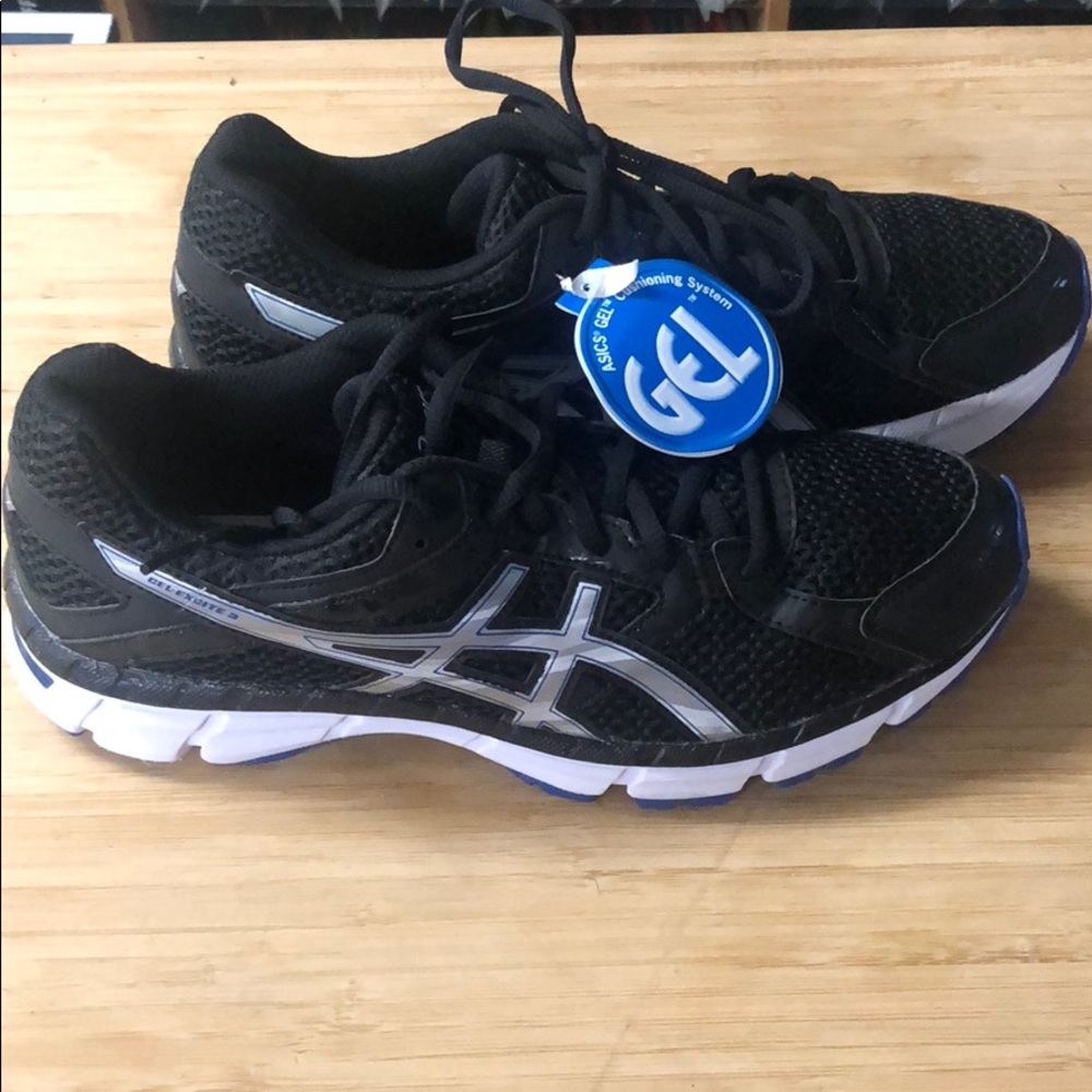 ASICS T5B4N men’s athletic shoes size 8